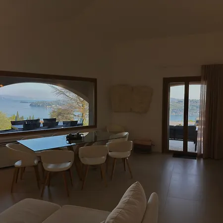 Allegra Luxury House ヴィラ サロ